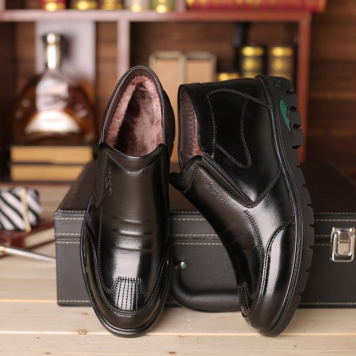 Leather Winter Men Business Boots Slip-on Fur Warm Men Snow Boots Casual Ankle Boots