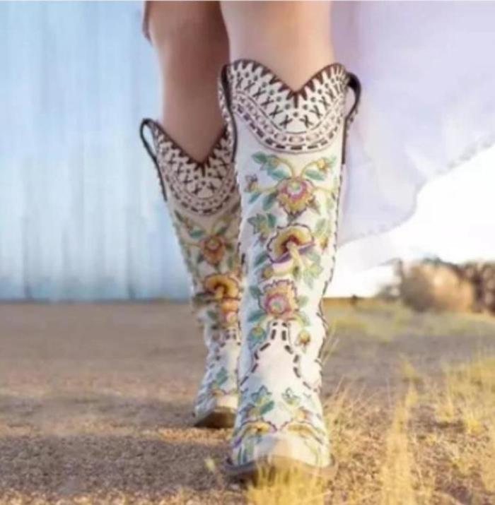 Women High Heels Knee High Boots Plus Size Vintage Embroidery