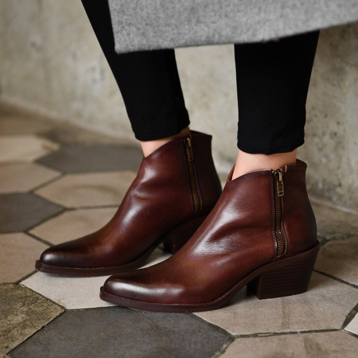 Women Ankle Boots Mid Heels Pumps Vintage PU Leather Shoes