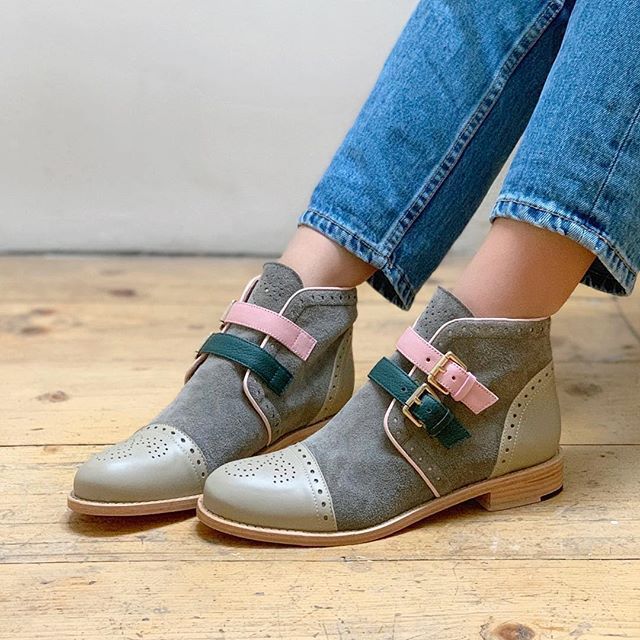 Women Ankle Boots Low Heels Vintage PU Leather Buckle Shoes