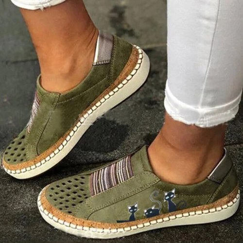 2021 New Sneakers Women Cute Print Flat Vulcanized Shoes Slip On Hollow Out Canvas Casual Comfort Female Shoes Plus Size