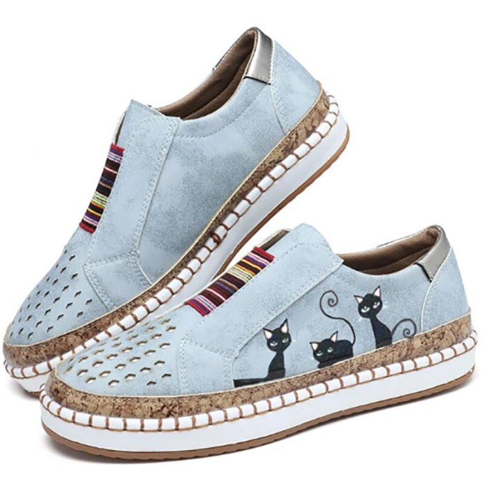2021 New Sneakers Women Cute Print Flat Vulcanized Shoes Slip On Hollow Out Canvas Casual Comfort Female Shoes Plus Size