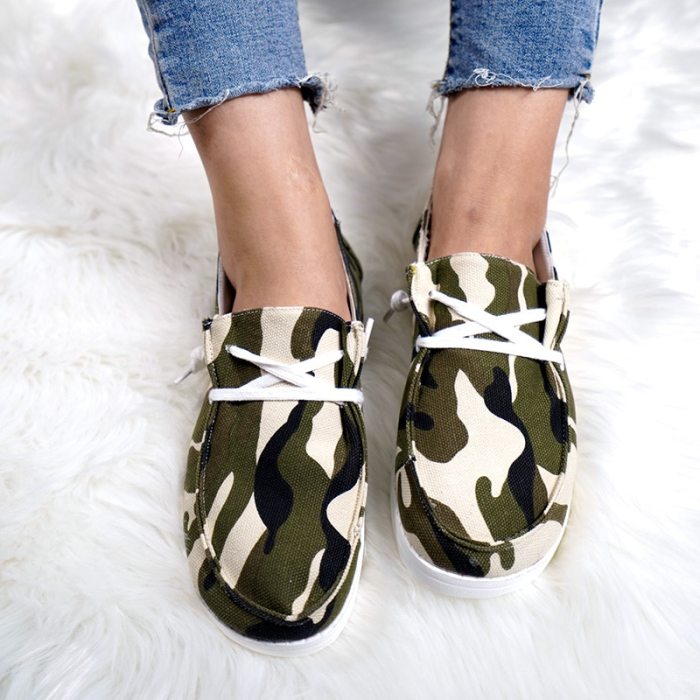Women Canvas Shoes Lace Up Sneakers 2020 Summer Ladies Loafers Soft Breathable Casual Shoes Solid Female Flat Shoes Plus Size