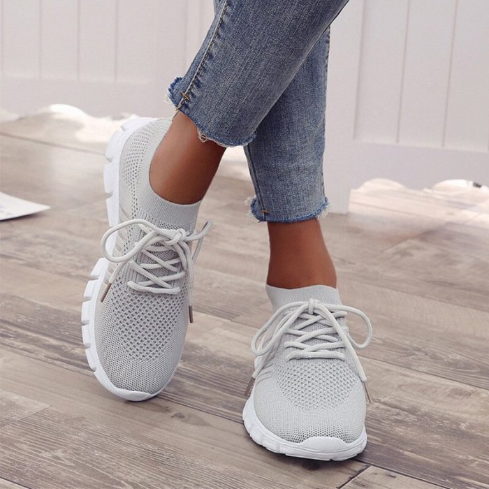 Women's Casual Mesh Breathable Running Shoes