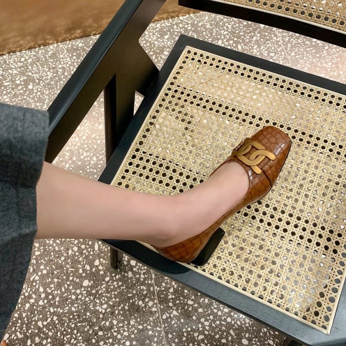 2021 Metal Square Toe Spring Summer Basic Female Pumps PU Leather Fashion Square Heel Slip On Women Shoes Big Size 34-43