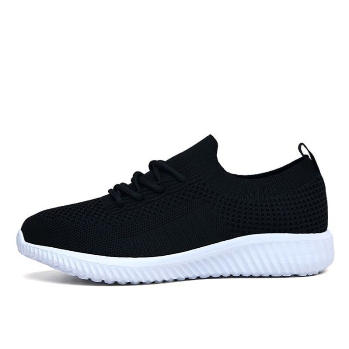 Women's Sneakers Light Breathable 2021 Lace Up Flat Shoes Ladies Mesh Vulcanized Shoes Casual Comfort Female Footwear Plus Size