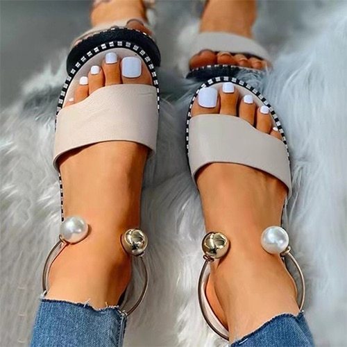 Summer Woman Pearl Metal Decoration Flat Rivet Sandals