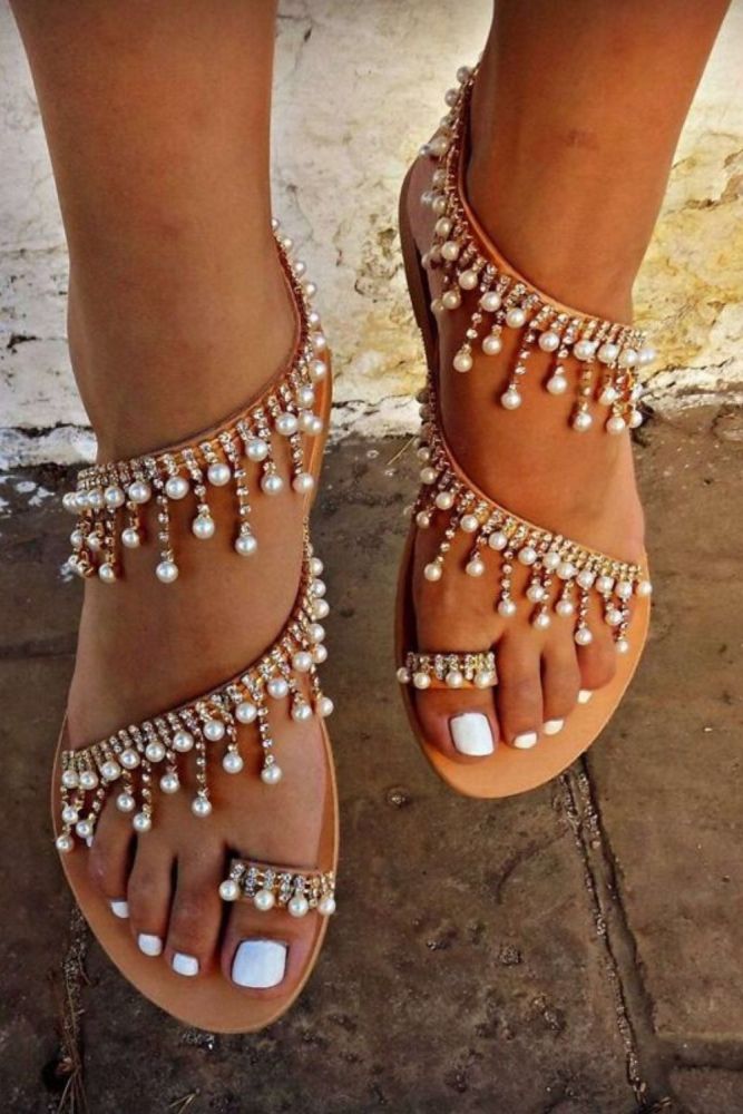 2021 Pearl Flat Women Sandals Fashion Shoes Lightweight Non-slip Crystal Women's Summer Designer Bohemia Beach Sandals d4