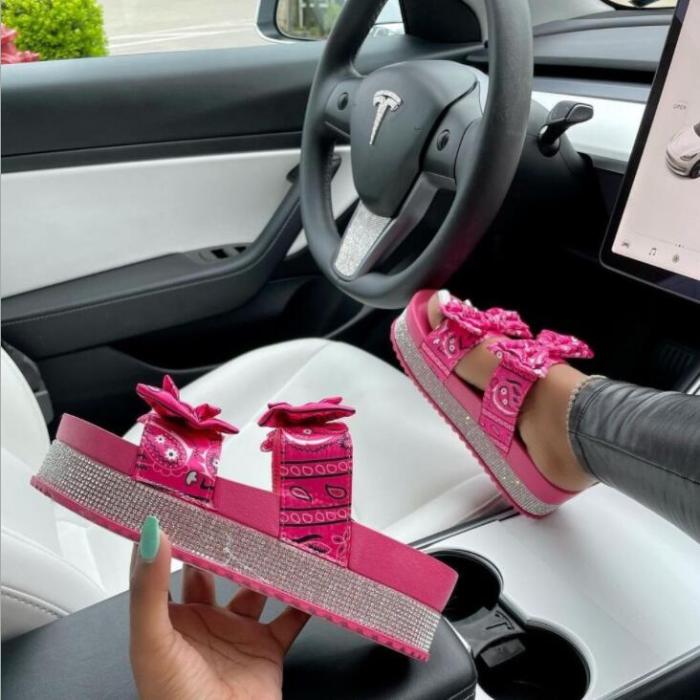 Large size bow sandals 2021 women new thick-soled mid-heel rhinestone satin slippers outdoor wild beach ms flip flop 36-43