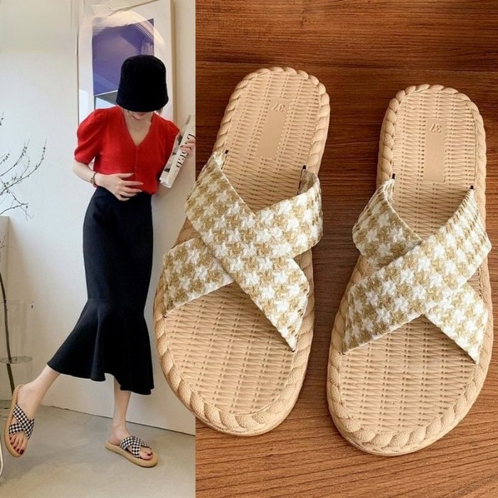 New Women Slippers Summer Casual Flat Heel Open Toe Beach Sand Holiday Shoes Female Flats Women Shoes Summer Zapatos Retro Mujer