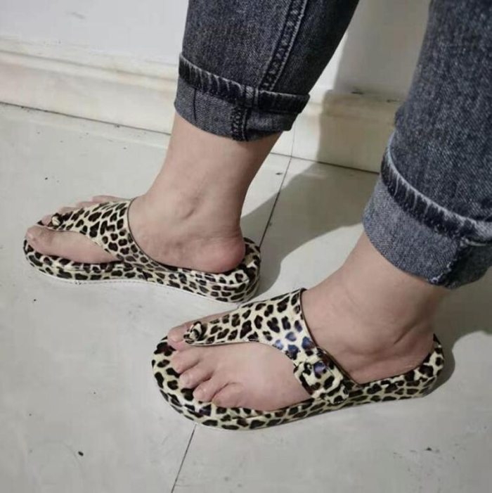 Sandal Woman Summer 2021 Casual Beach Slippers Platform Slippers Female Large Size Flat Sandals Comfort Flats Leopard Sandals