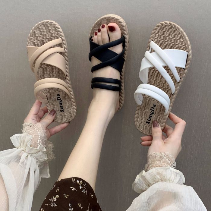 Women's Summer Outdoor Wear Slippers All-match Female One-line Flat Slippers Woman Plus Size Summer Beach Shoes