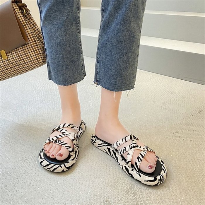 2021 New Fashion Zebra Pattern Shoes Woman Slippers Summer Shoes Platform Shoes For Women Black Beige Basic 35-40 Slipper