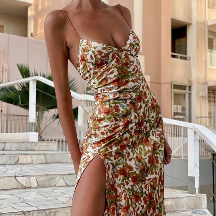 2021 summer feminine sling floral split casual dress