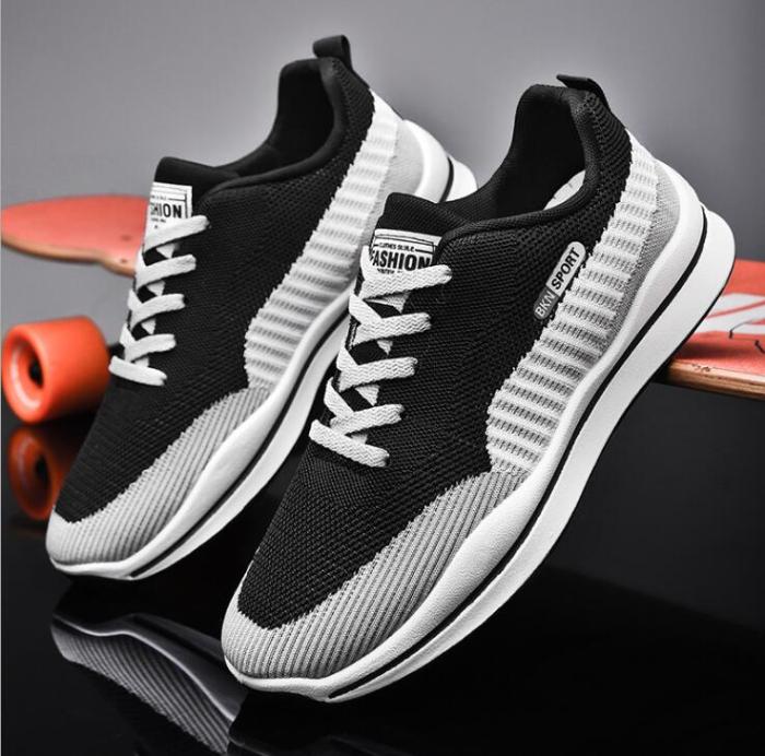 Men Breathable Outdoors Lace-up Flat Sneakers