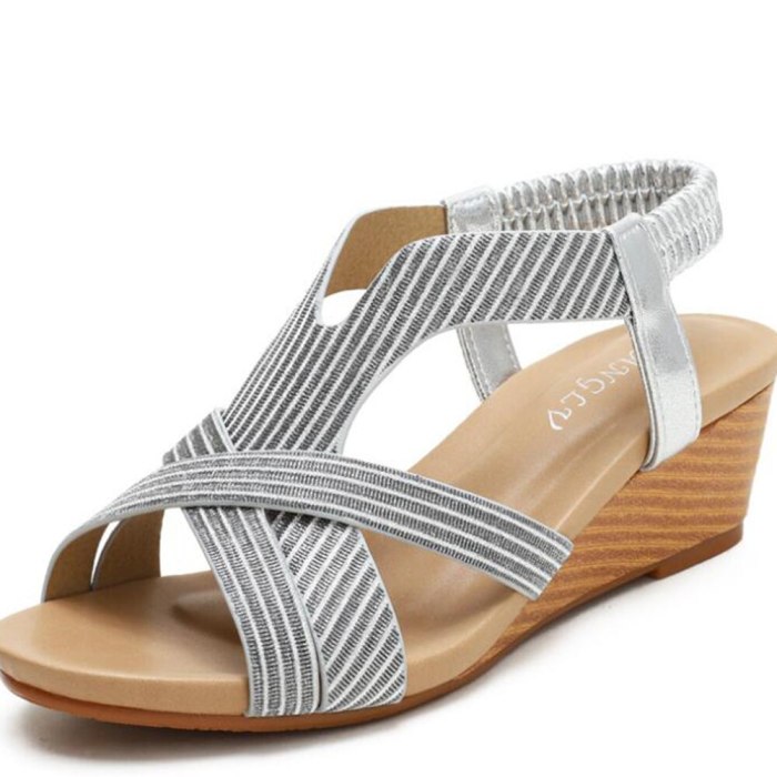 Fashion Bohemian Open Toe Ladies Sandals Summer 2021 New Comfortable Holiday Sandals Travel Wedges Roman Shoes Women