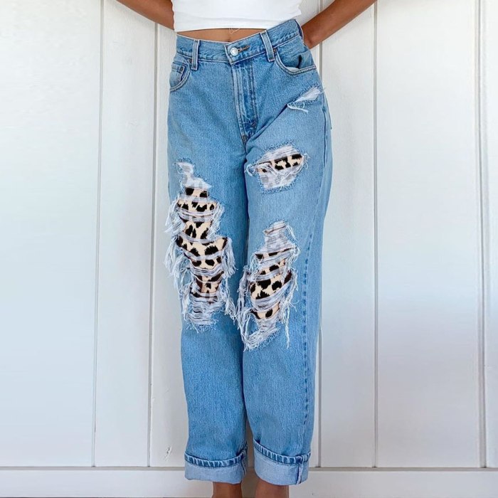 Woman Pants 2021 New Design Women Leopard Button High Waist Pocket Hole Jeans Trousers Loose Denim Pants