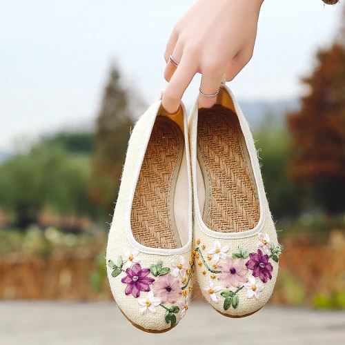 Women Flower Slip On Cotton Fabric Comfortable Flat Shoes