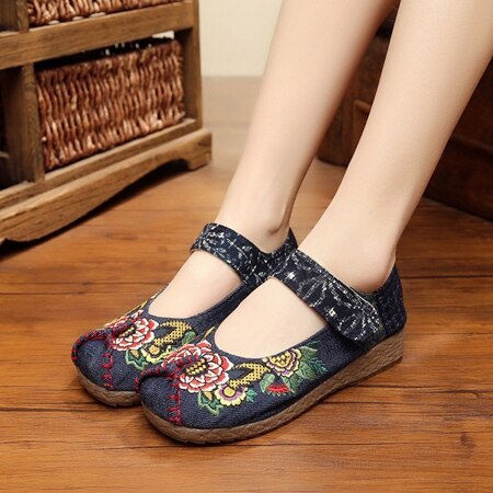 Flowers Embroidered Women Casual Linen Cotton Loafers Breathable Handmade Vintage Ladies Walking Flat Shoes Zapato Mujer