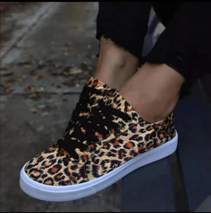 Fashion Sneakers Women Casual Shoes Spring Summer Canvas Flats Ladies Plaid Mocassin Femme Basket Black Leopard