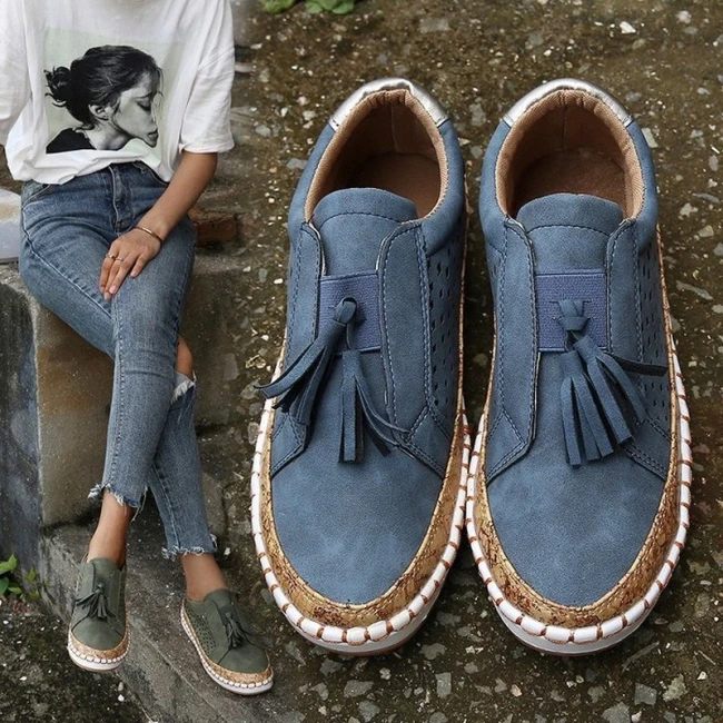 2022 Spring and Autumn Leather Loafers Casual Shoes Women Slip-On Sneaker Comfortable Shoes