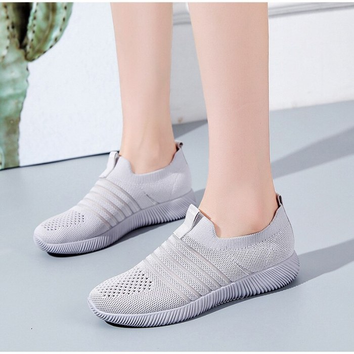Women Sneakers Vulcanized shoes Mesh Breathable Comfort Casual Ladies Walking Shoe Fashion Platform Autumn Spring Female