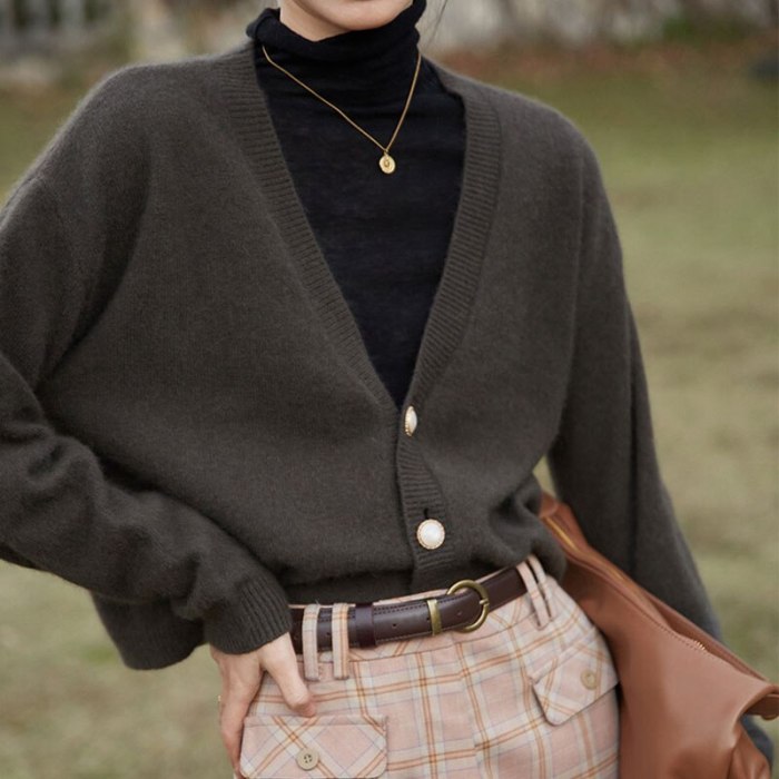 Women's Vintage Knit Cardigan