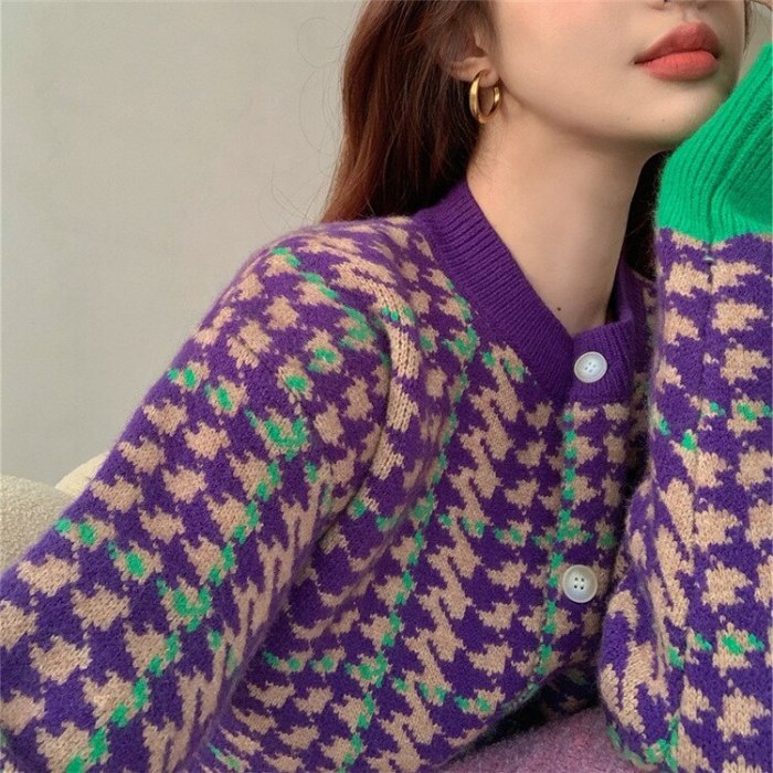 2021 autumn and winter new long-sleeved western-style knitted cardigan jacket contrast color houndstooth sweater jacket women