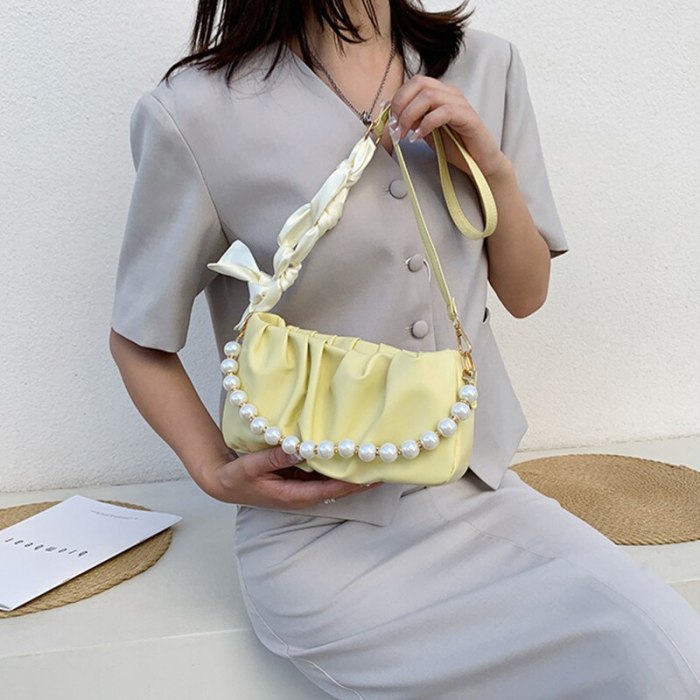 Soft Leather Cloud Bags for Women Pearl Chain Crossbody Bag Luxury Handbag Single Shoulder Pack Dumpling Clip Underarm Purse
