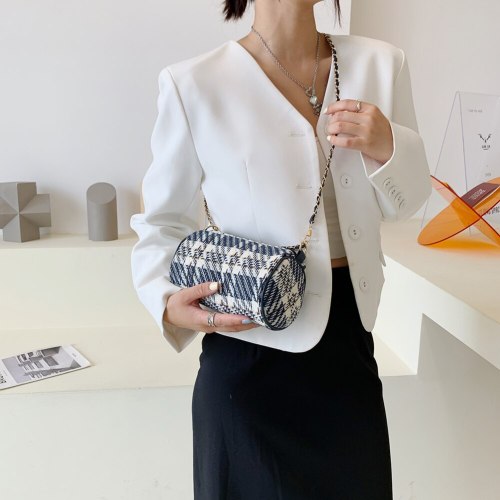 Women's Shoulder Bag Trend 2021 Plaid Printing Handbag Woolen Cloth Cylindrical Shoulder Crossbody Bag Ladies Chain Mini Purse