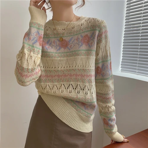 New 2021 Women Autumn Winter Sweater Knitted Oversized Wild Cut Out Floral Fashionable Vintage Pullovers Tops