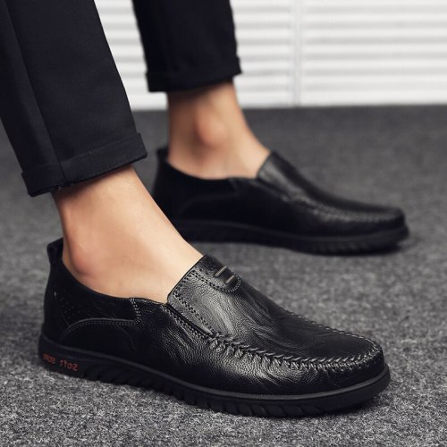 2021 New Luxury Men Leather Formal Business Drive Shoes Men's Casual Leather Shoes Breathable Feet Casual Flat Peas Men's Shoes