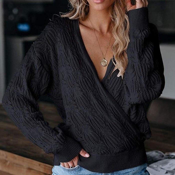Fashion Solid V-neck Knitted Sweater