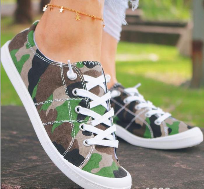 New Fashion Low-top Canvas Shoes Flat Casual Comfortable Student Sneakers One-foot Lazy Student Shoes Women's Vulcanized Shoes