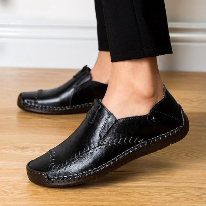 New Handmade Genuine Leather Men Casual Shoes Luxury Brand Men's Loafers Fashion Non-slip Black Flat Moccasins Big Size 38-48