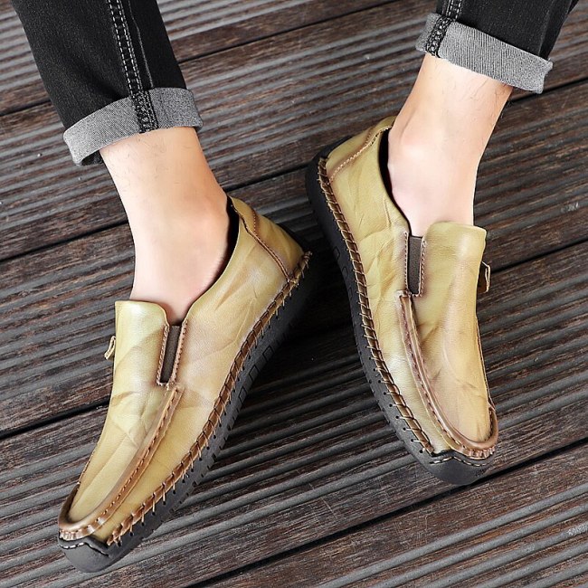 Big Size Men Loafers Light Leather Casual Shoes 2021New Male Outdoor Walking Shoes Comfortable Mens Sneakers Soft Loafers