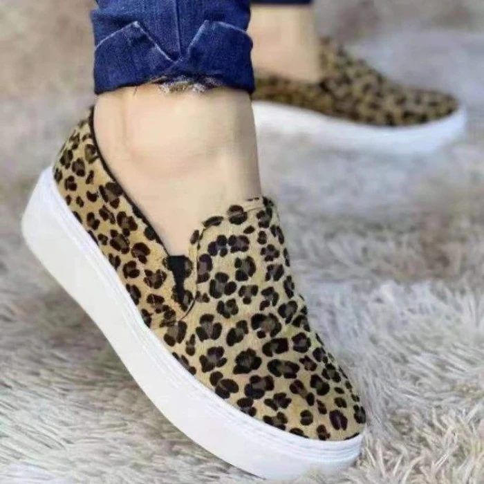 Casual Women Sneakers Canvas Shoes Zipper Slip-on Denim Shoes Woman Soft Fashion Chunky Sneakers Large Size 43/44 Female