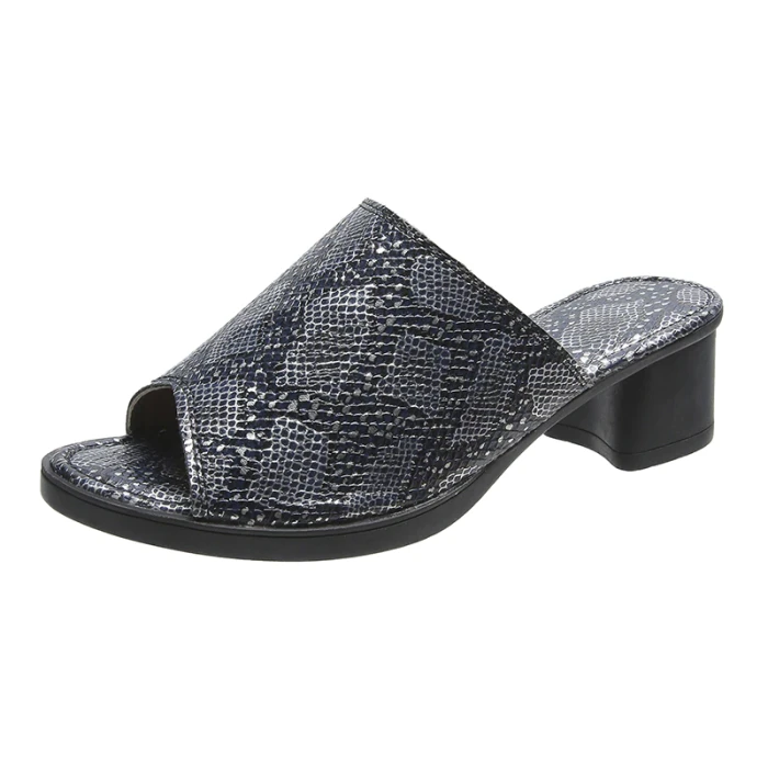 2021 Slippers Women Shoe Summer Women Slippers Fashion 4.5cm Heel Serpentine Slippers Slip On Casual Plus Size 42 43
