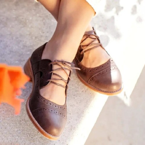 Ladies spring/fall 2021 plus-size women's shoes laser breathable retro women block heel sandals