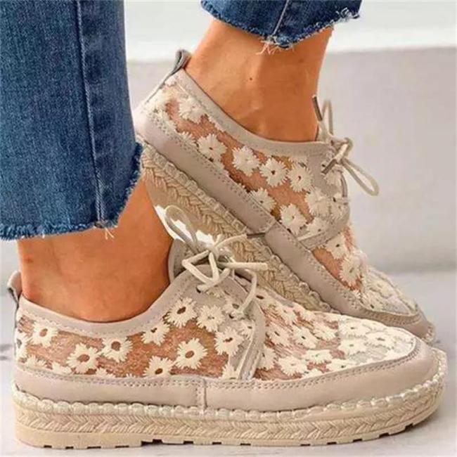 2021 New Women's Shoes Fashion Sweet Lace Flower Lace Stitching PU Round Toe Flat Heel Platform Comfortable Casual Shoes XM238