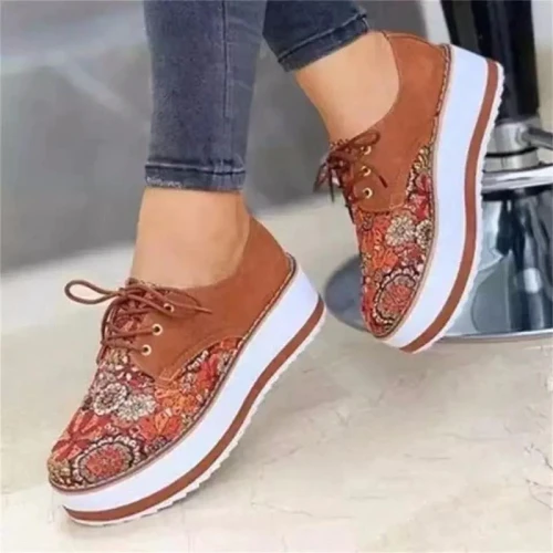 2021 High Quality Embroidered Flowers Platform Shoes Women Flats Zapatillas Mujer Casual Ladies Shoes Feminino Plus size 43