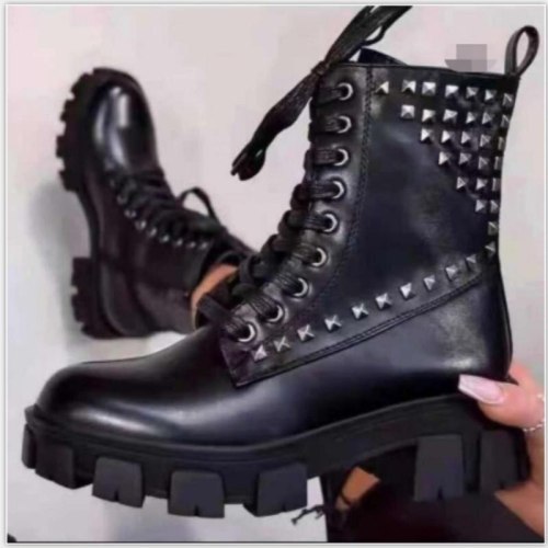 Punk Style Platform Women Ankle Boots Women's Motorcycle Boot Fashion Ladies Chunky Shoes Metal Decor Black Big Size 41 42 43
