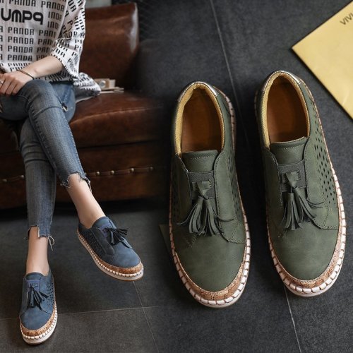 Large Size Women Breathable Hollow Tassel Straw Soft Flats