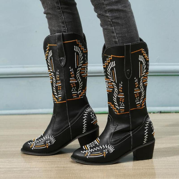Genuine Leather Cowgirl Platform Boots Women Chunky Brand Designer Cowboy Boots Embroider Casual Shoes Cossack Retro