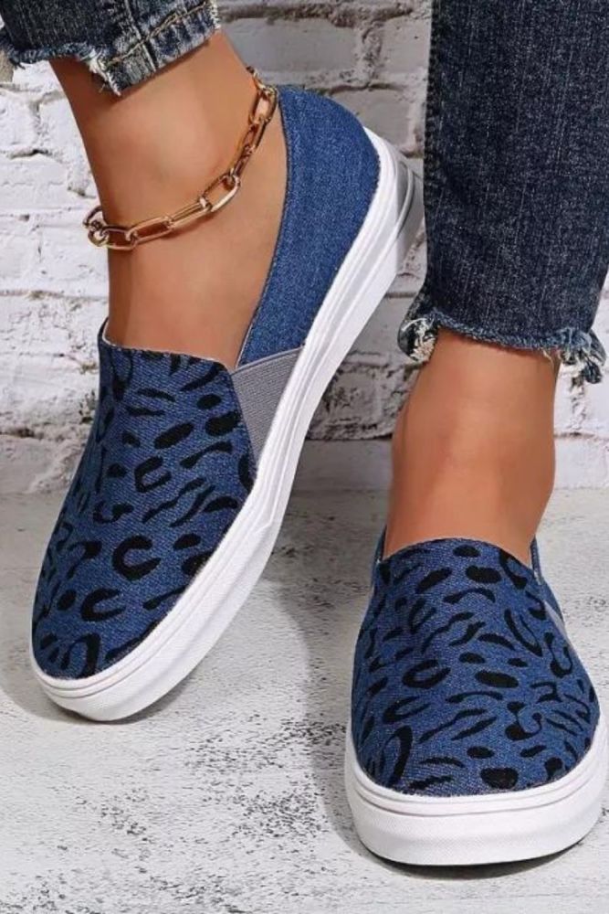 Canvas Shoes Women New Fashion Leopard Thick  Flat Thcik  Vulcanized Shoes Spring Summer Slip on Dot Pattern Loafers Hot