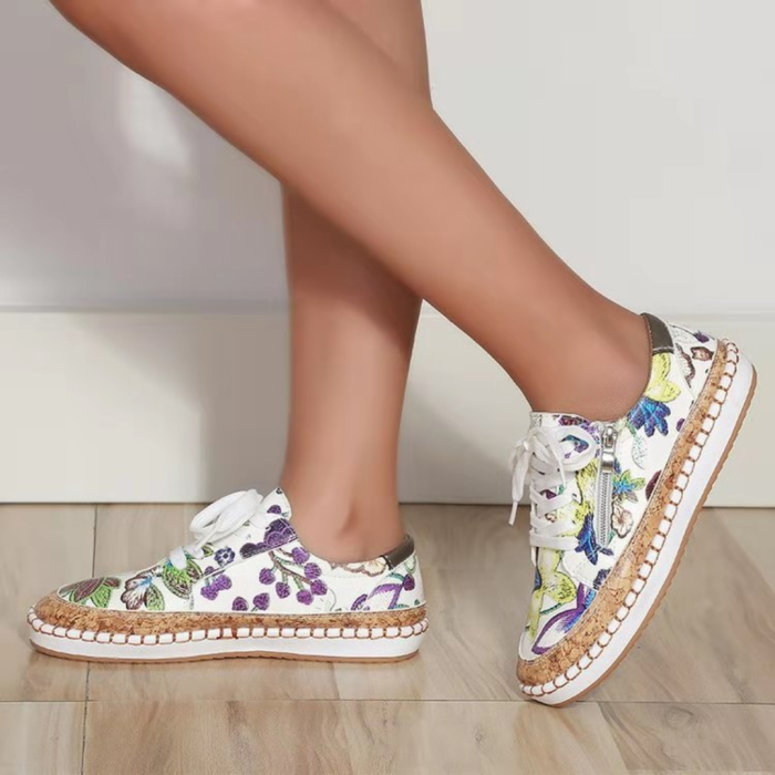 Women's Fashion Designer Hippie Vintage Flower Embroidery Flat Shoes