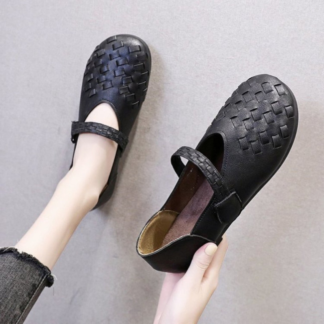 Summer Weave Round Toe Flat Hollow Out Woman Sandals