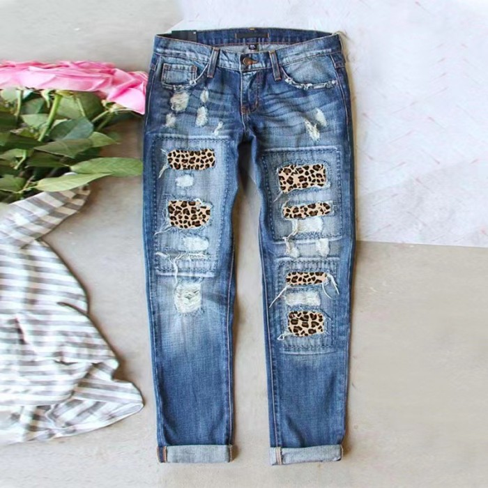 Women Middle Waist Printed Sticker Hole Washed Casual Jeans