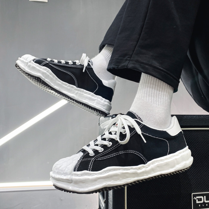 New Fashion Skateboard Classic Style Casual Sneakers