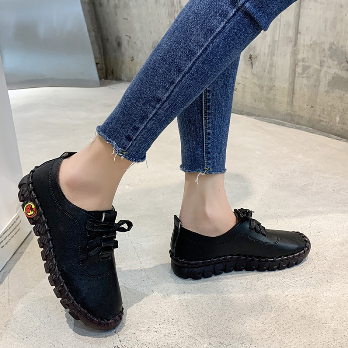 Women's Fashion Soft Leather Low-top Outdoor Casual Loafers